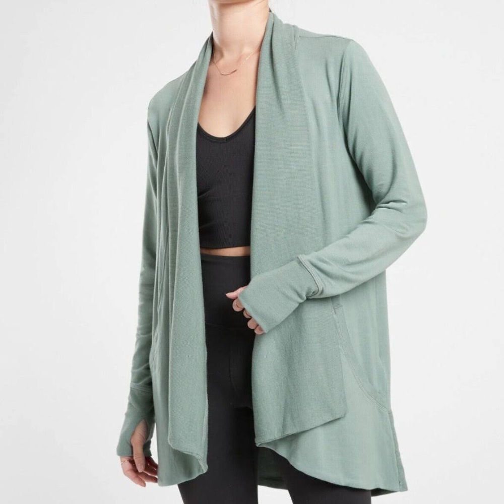 Athleta | Women's Small Minimalist Gray Pranayama Wrap